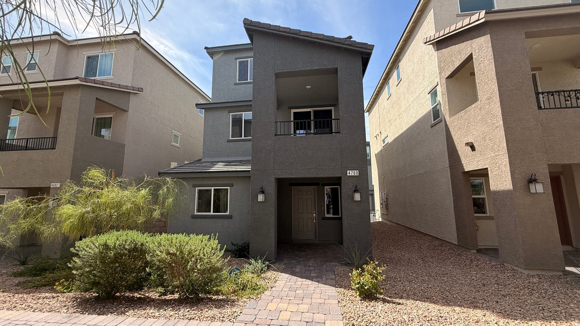 4700 Parkarbor Ave, Las Vegas - exterior